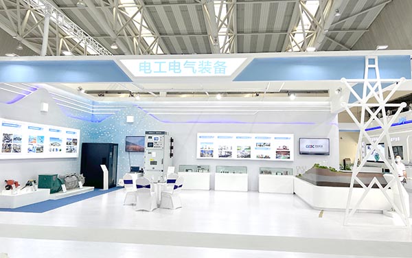 長開廠集團公司智能化開關(guān)設(shè)備及智慧云平臺管理系統(tǒng)亮相蘭洽會
