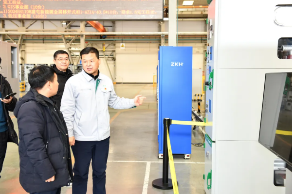 哈爾濱工業(yè)大學(xué)專家團隊來長開廠集團走訪交流